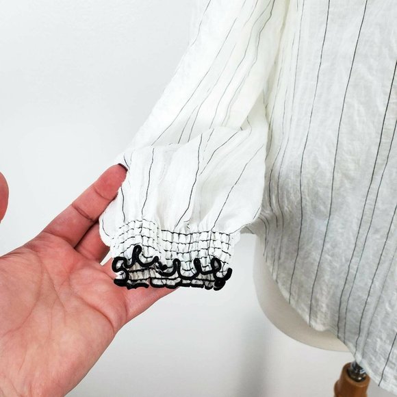 SOLD! White House Black Market Blouse White Pinstripe Off Shoulder Lined Top M - Picture 3 of 12